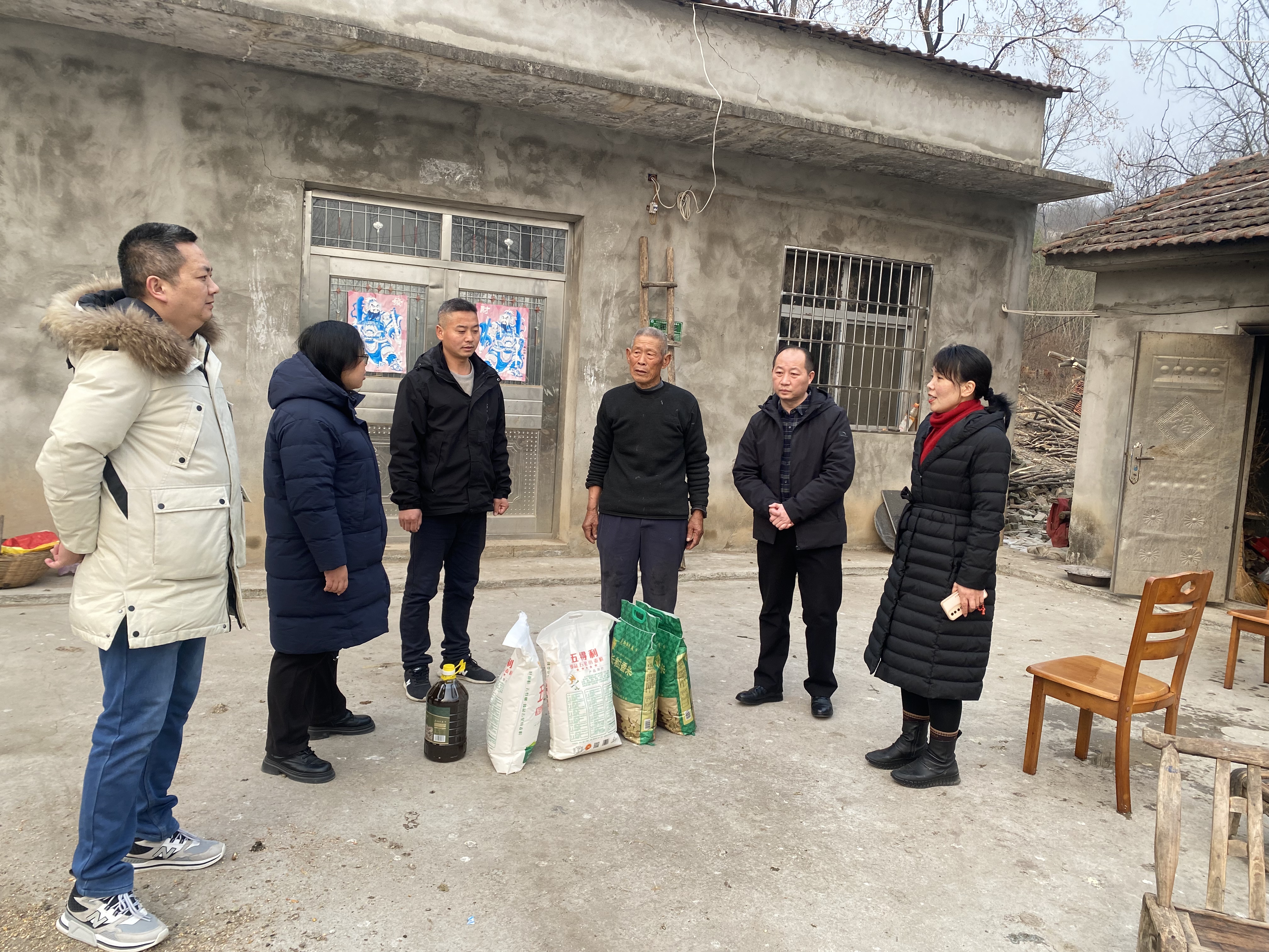  老河口市科协开展走访慰问活动