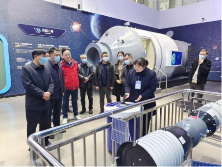 襄阳市委宣传部张成武副部长到老河口市开展文明城市创建调研