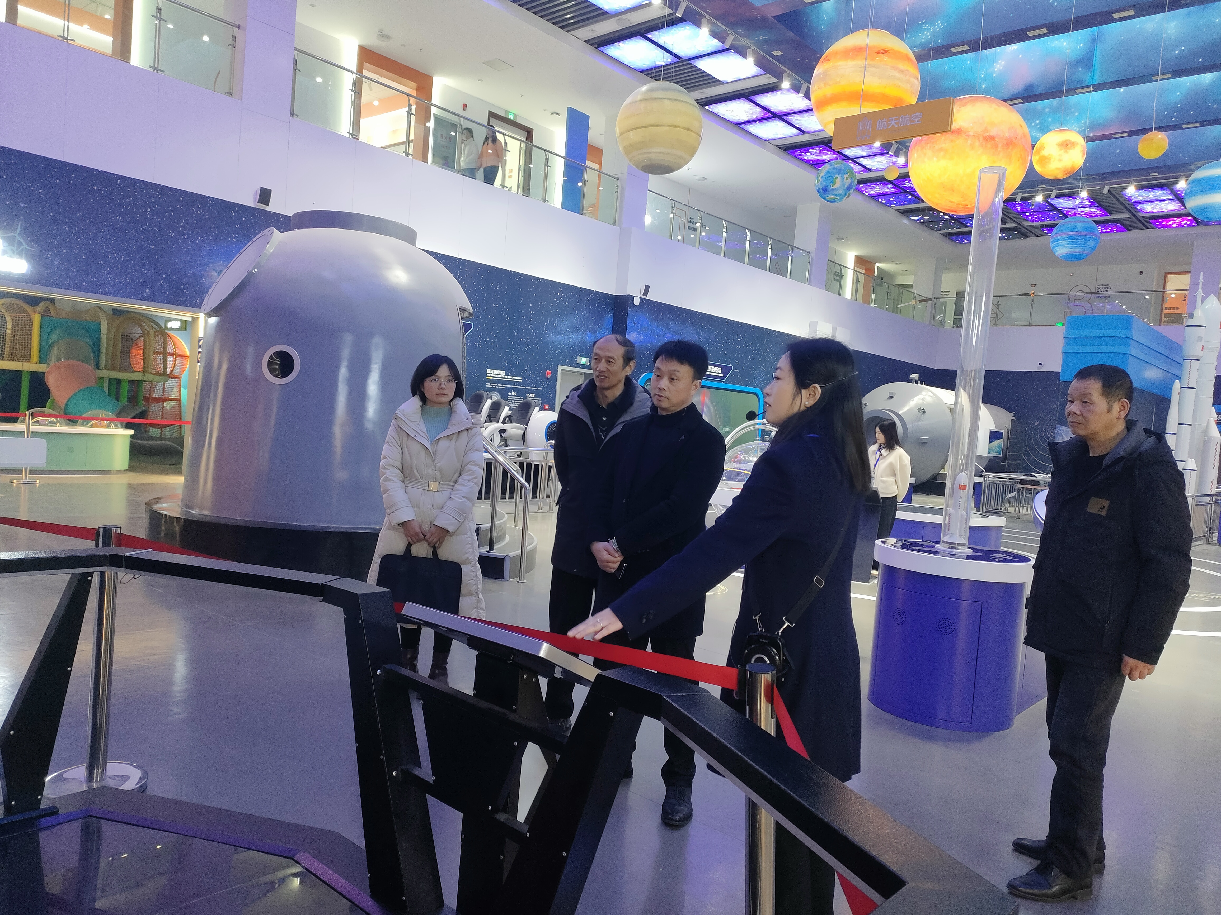 赤壁市科协来老河口市科技馆考察交流