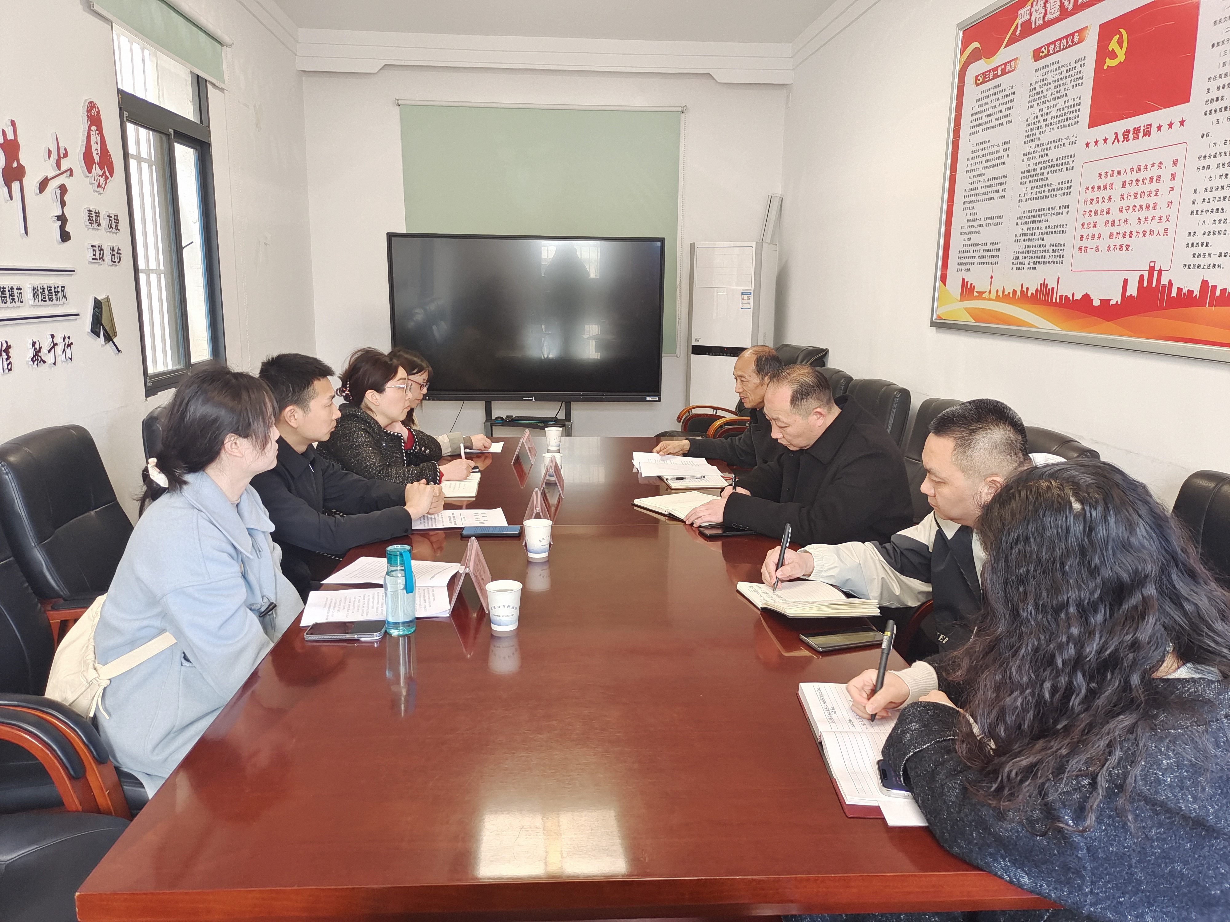 襄阳市科协对老河口市科技馆开展免费开放补助资金使用情况专项检查