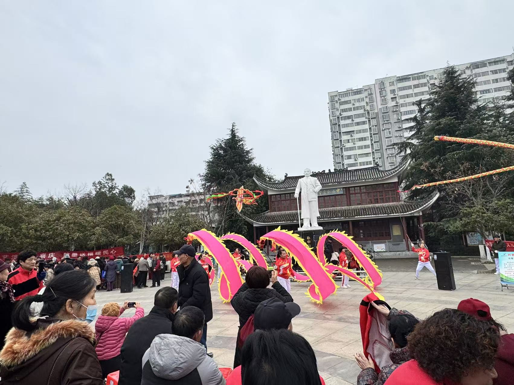 老河口市科协开展&ldquo;科普进社区 文化润民心&rdquo;志愿服务活动