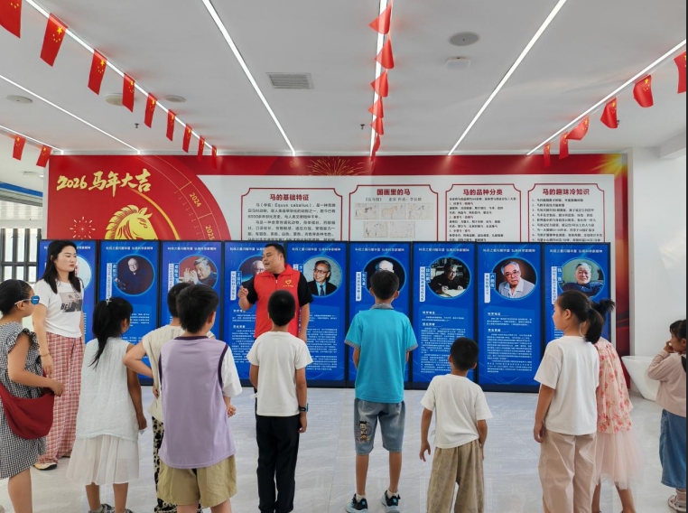 老河口市科技馆开展科学家精神专题 宣讲活动